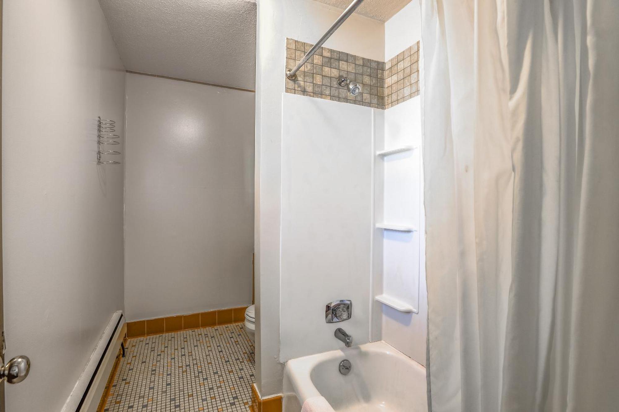 Love Hotels Silver Street By Oyo At Hurley Wi 외부 사진