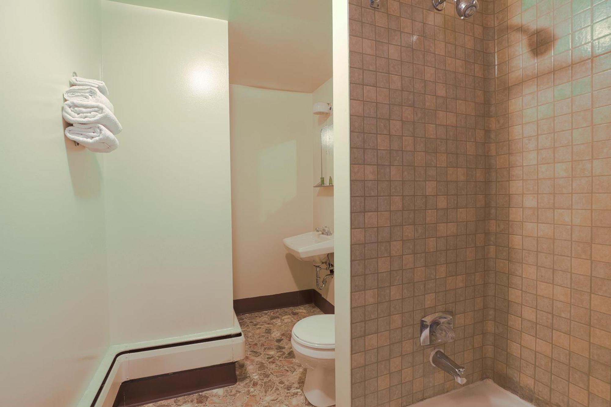 Love Hotels Silver Street By Oyo At Hurley Wi 외부 사진